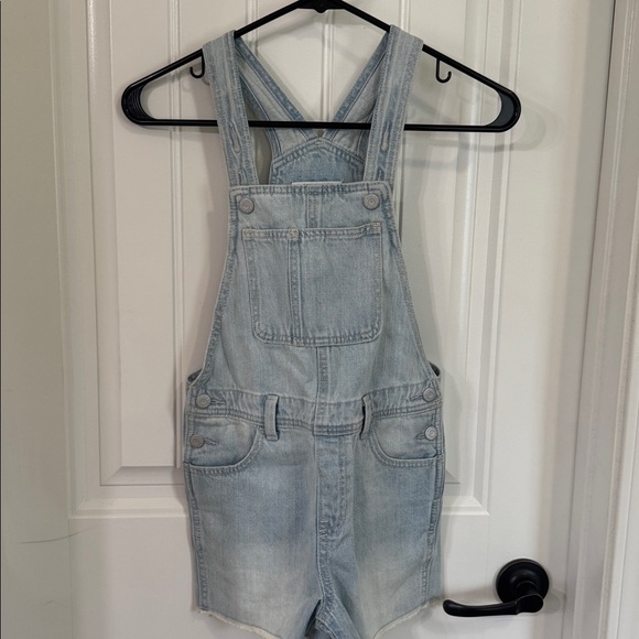 NWOT Old Navy Denim Short Overalls, size Girls M - Picture 1 of 4